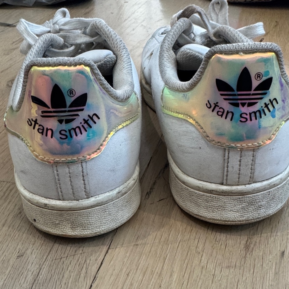 Adidas Kids Sneakers White with Iridescent Detail